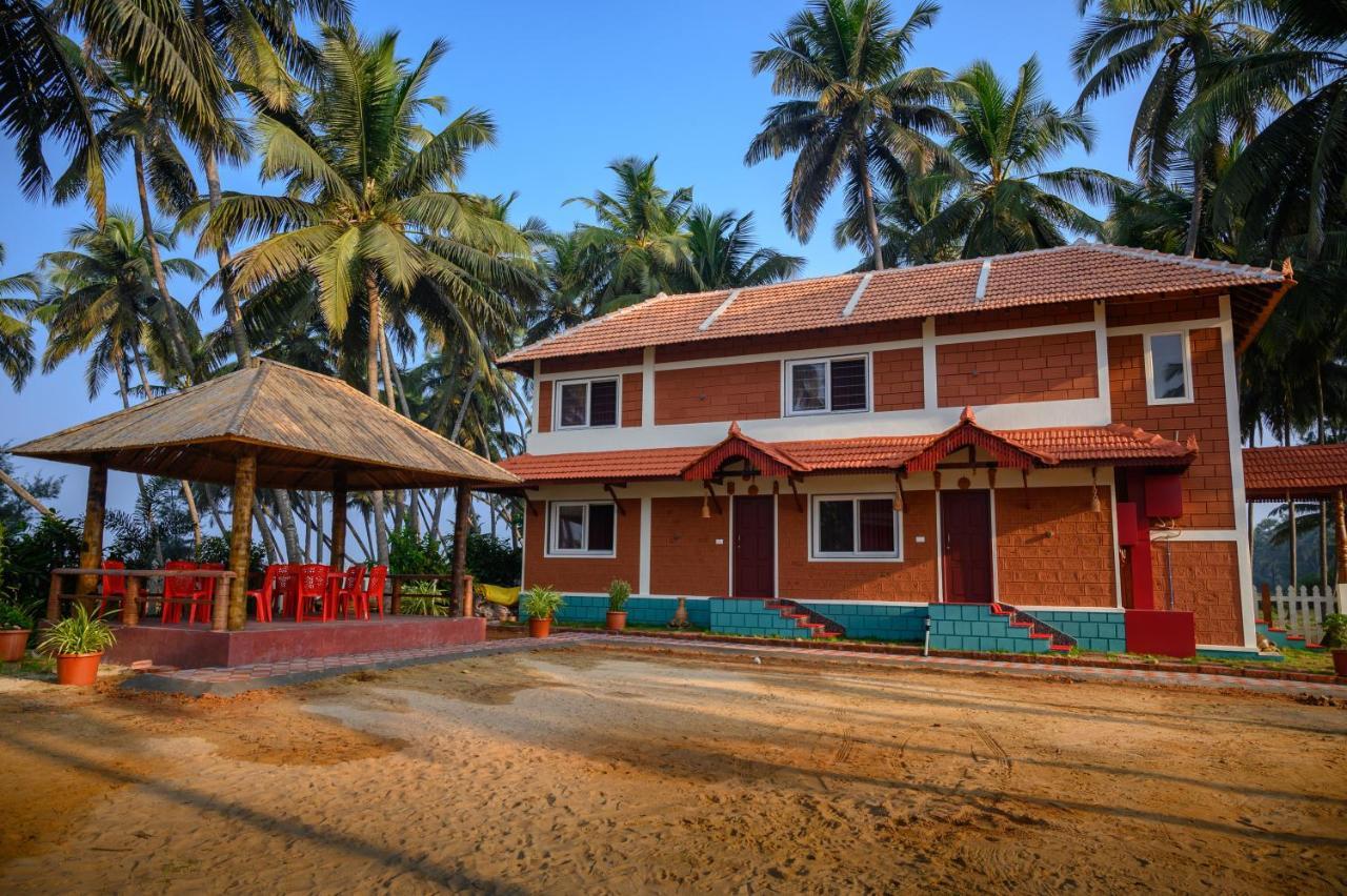 Glucklich Beach Cottages Kundapur Esterno foto
