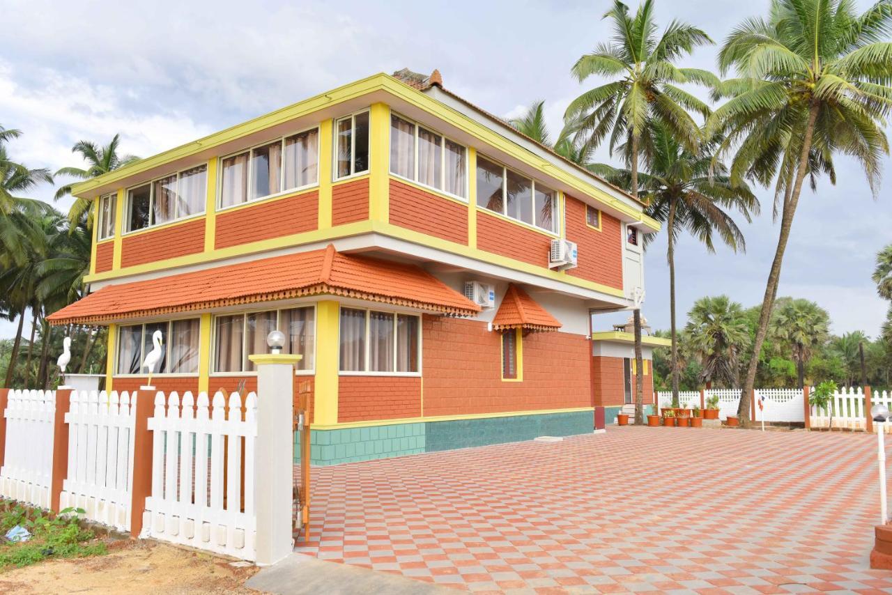 Glucklich Beach Cottages Kundapur Esterno foto